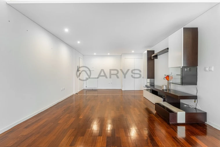 Apartamento T3 para Venda em Braga (Maximinos, Sé e Cividade) Foto 4