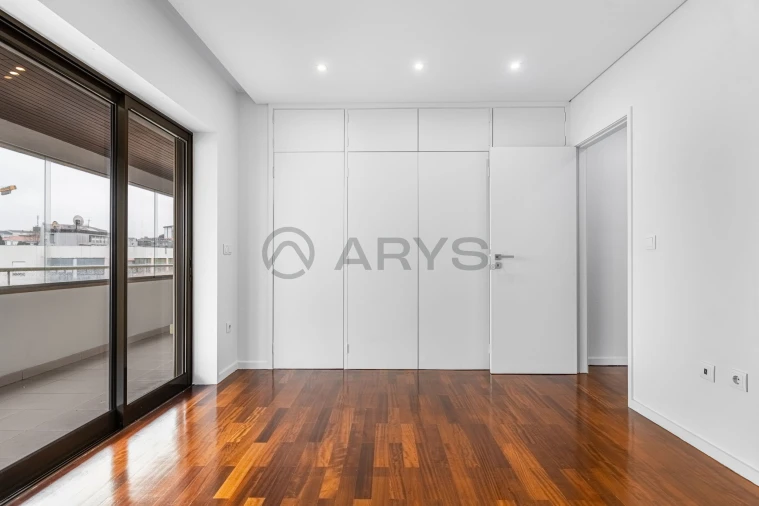 Apartamento T3 para Venda em Braga (Maximinos, Sé e Cividade) Foto 16