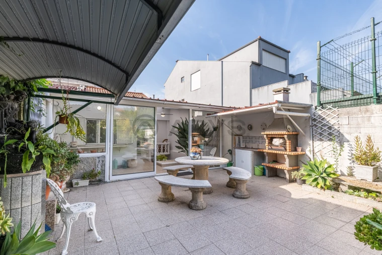 Moradia T3 para Venda em São Vicente (Braga) Foto 19