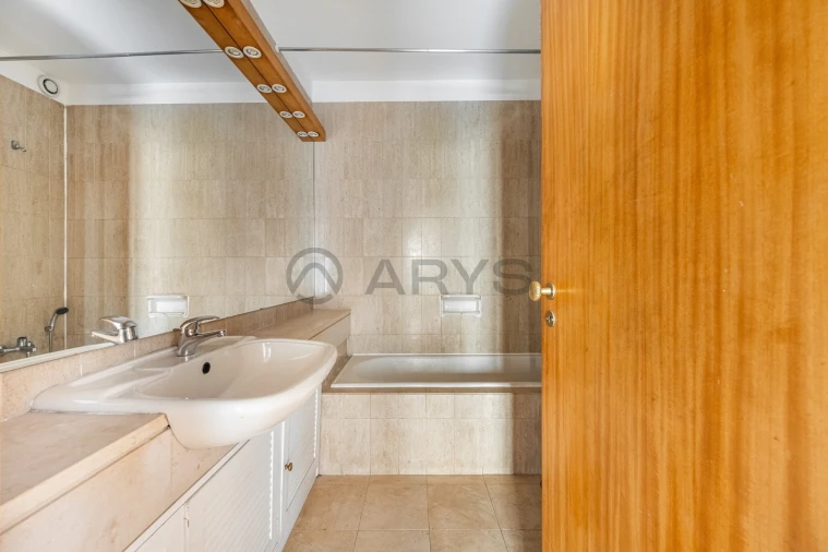 Apartamento T4 para Venda em Aldoar, Foz do Douro e Nevogilde Foto 16