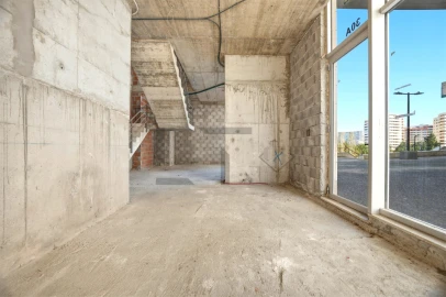 Loja para Arrendamento em Lumiar