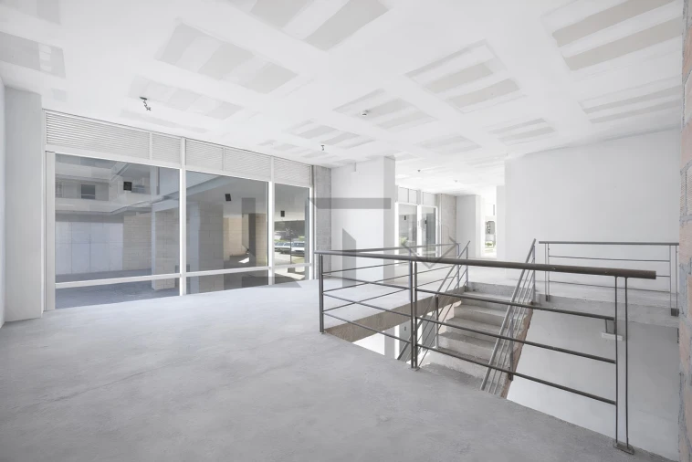 Loja para Arrendamento em Lumiar Foto 7