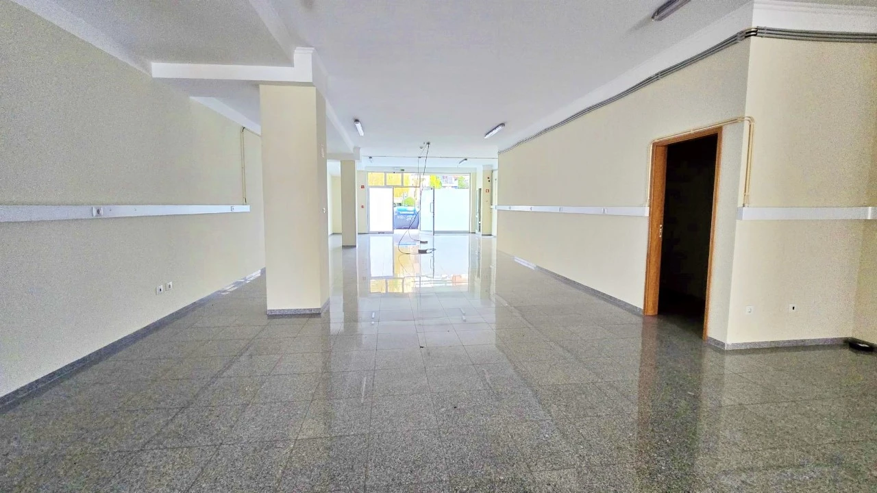 Loja para Venda em Cedofeita, Santo Ildefonso, Sé, Miragaia, São Nicolau e Vitória Foto 7