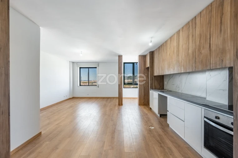 Apartamento T2 para Venda em Darque Foto 9