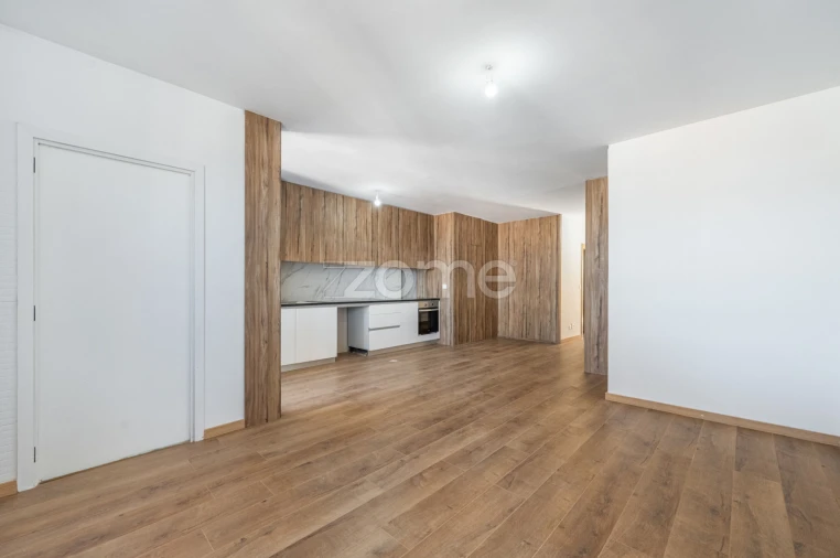 Apartamento T2 para Venda em Darque Foto 4