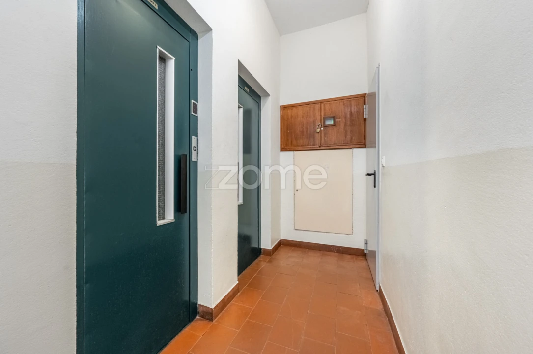 Apartamento T2 para Venda em Darque Foto 20