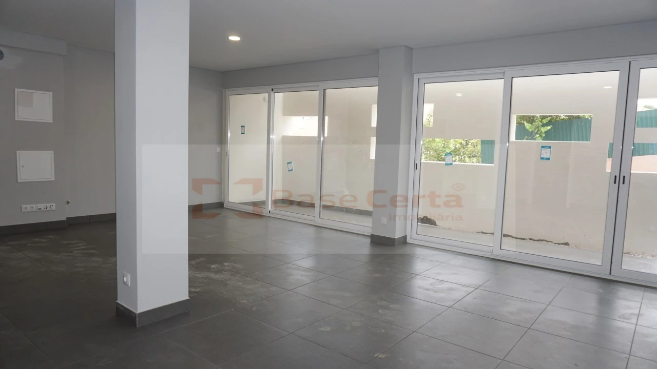 Apartamento T2 para Venda em Santa Clara Foto 1