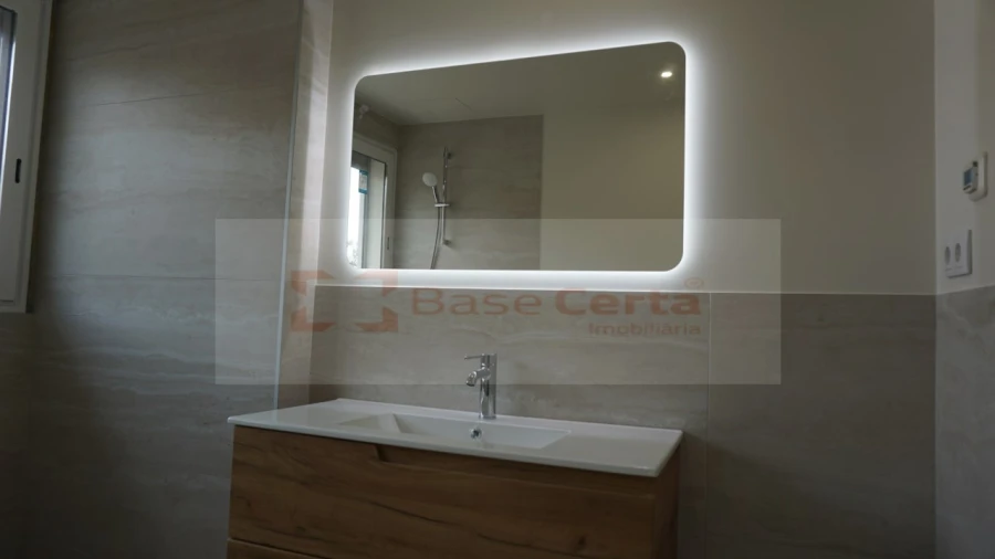 Apartamento T2 para Venda em Santa Clara Foto 19