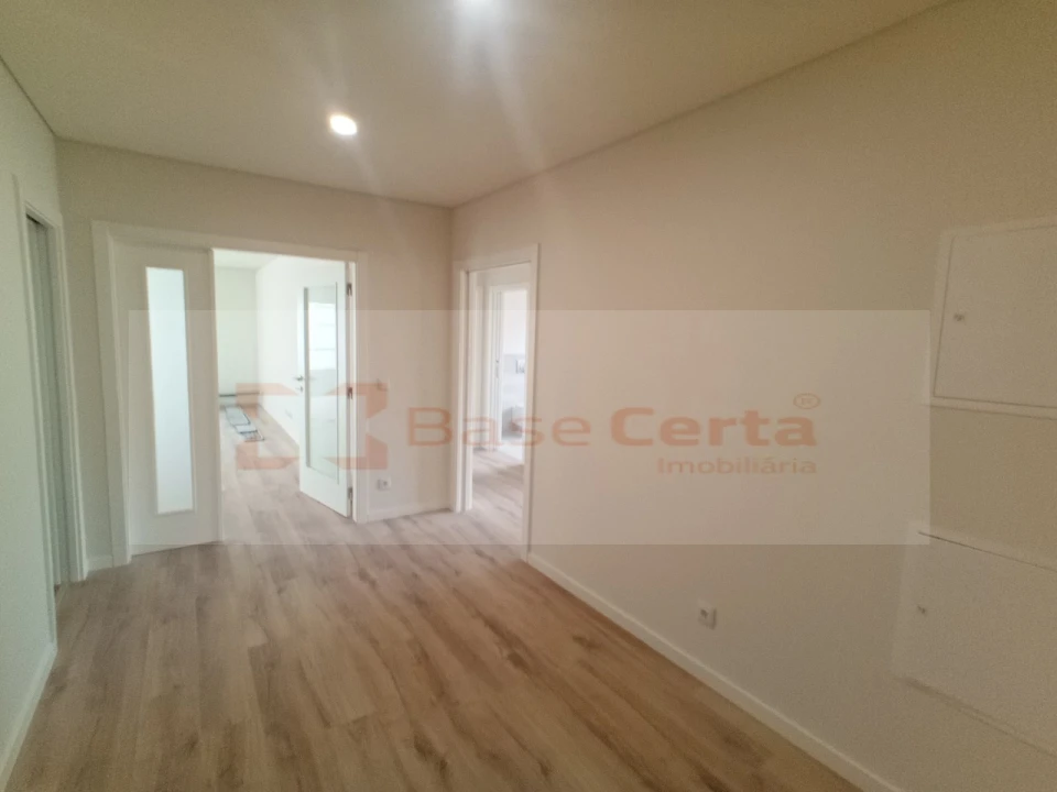 Apartamento T2 para Venda em Santa Clara Foto 8