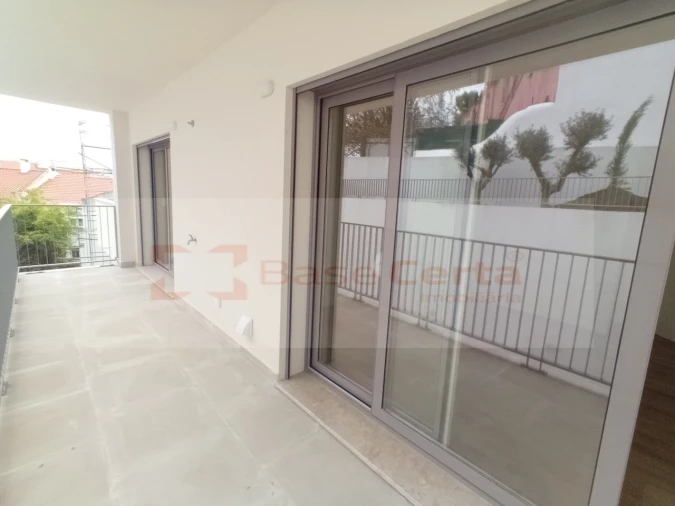 Apartamento T2 para Venda em Santa Clara Foto 7