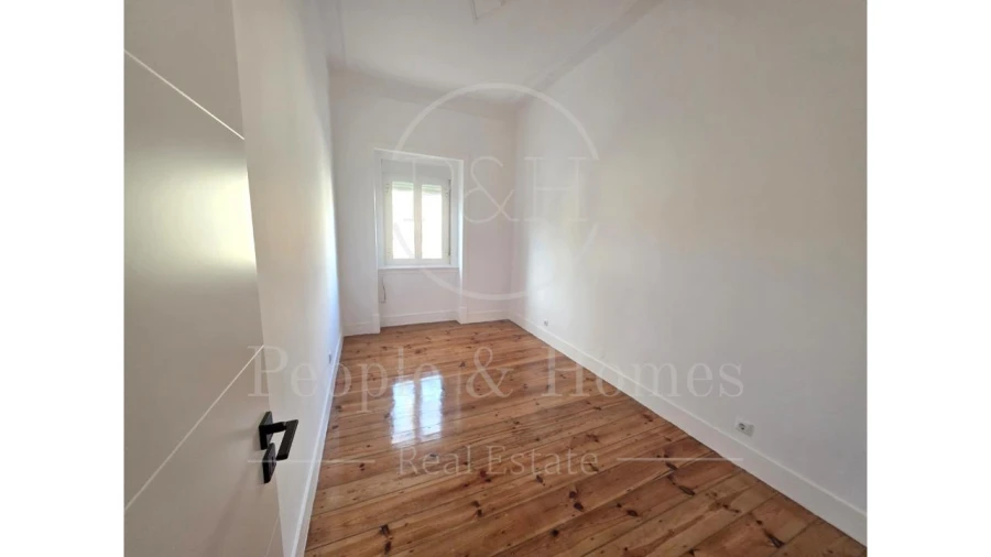 Apartamento T2 para Arrendamento em Belém Foto 17