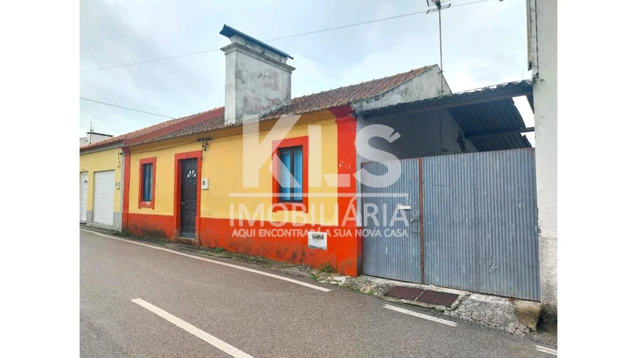 Moradia T2 para Venda em Lavos Foto 2