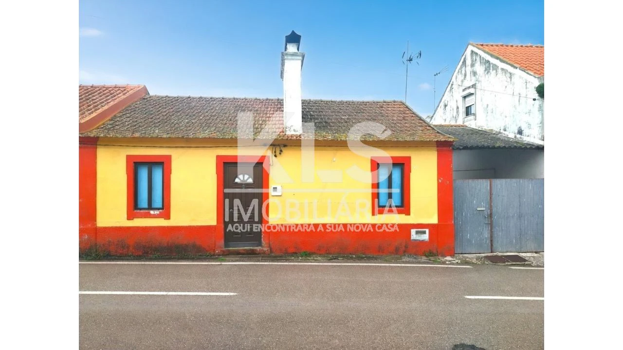 Moradia T2 para Venda em Lavos Foto 1