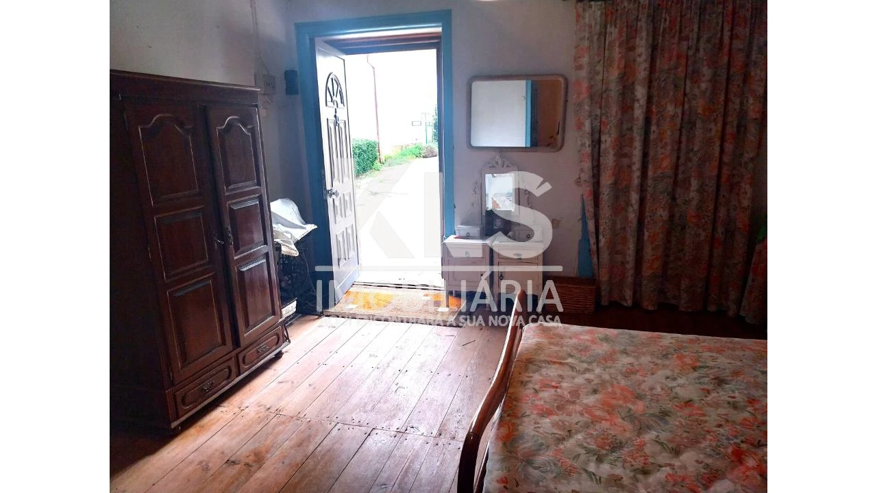 Moradia T2 para Venda em Lavos Foto 9