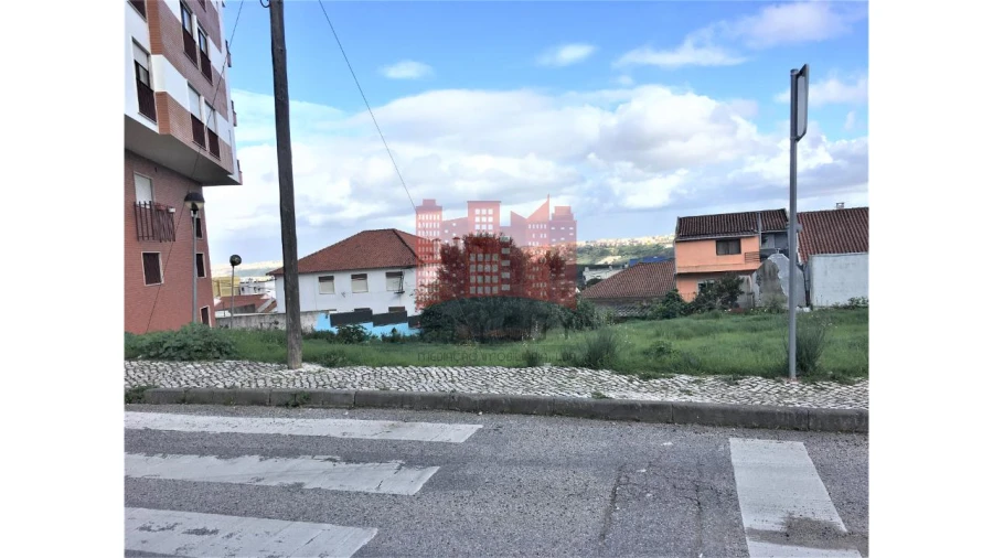 Terreno para Venda em Mina de Água Foto 3