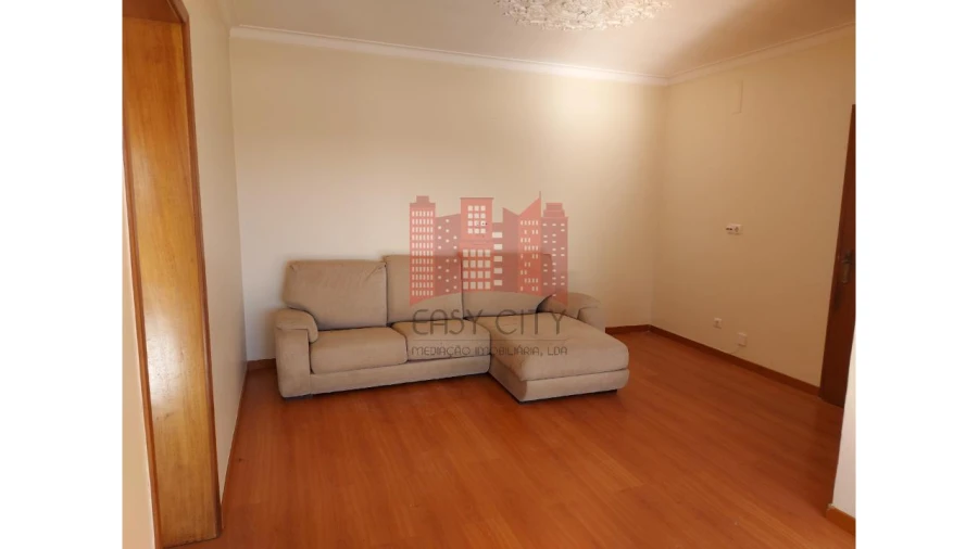 Apartamento T2 para Venda em Queluz e Belas Foto 6