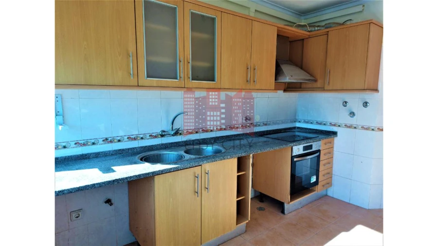 Apartamento T2 para Venda em Queluz e Belas Foto 15