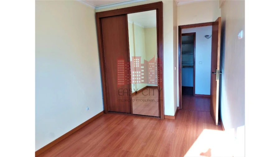 Apartamento T2 para Venda em Queluz e Belas Foto 18