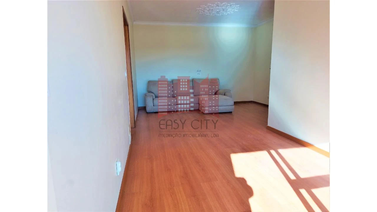 Apartamento T2 para Venda em Queluz e Belas Foto 8