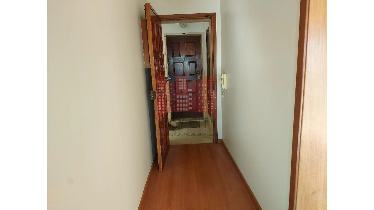 Apartamento T2 para Venda em Queluz e Belas Foto 10
