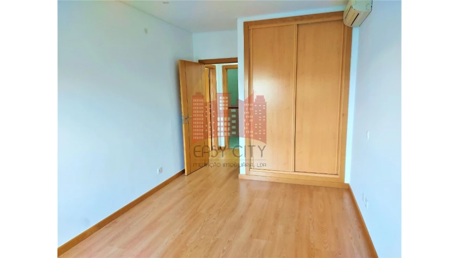 Apartamento T3 para Venda em Odivelas Foto 33