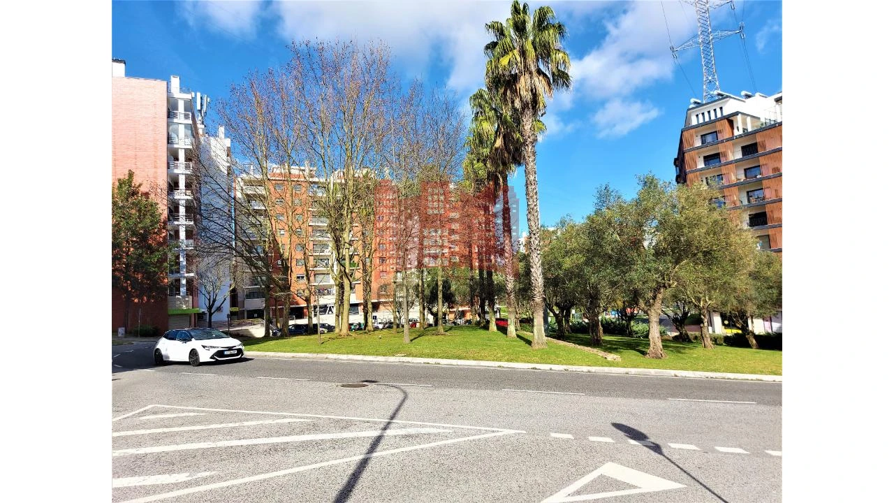 Apartamento T3 para Venda em Odivelas Foto 6