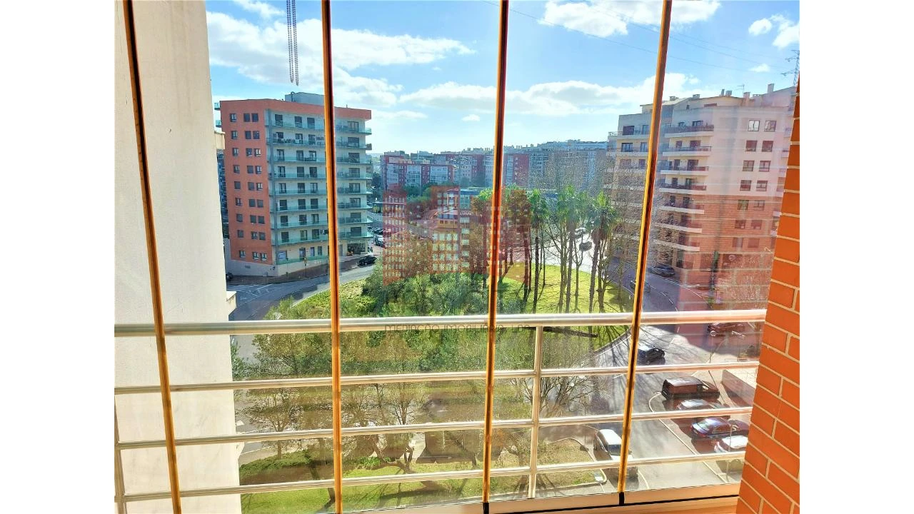 Apartamento T3 para Venda em Odivelas Foto 12