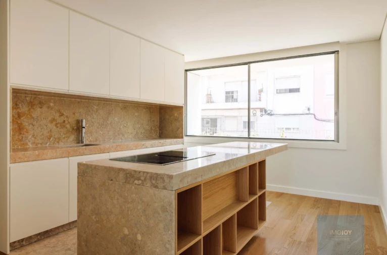 Moradia T5 para Venda em Alcantara Foto 5