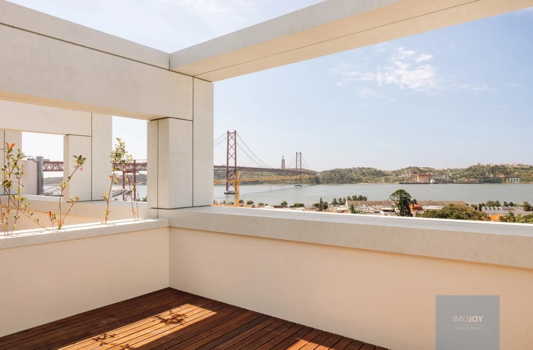 Moradia T5 para Venda em Alcantara Foto 2