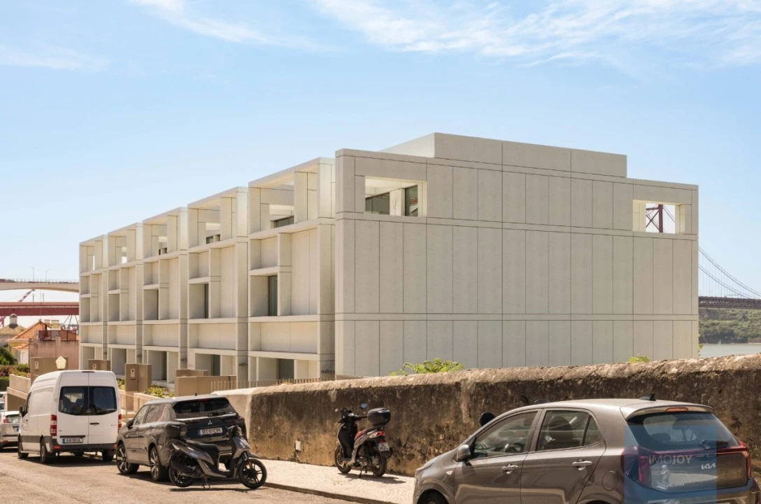 Moradia T5 para Venda em Alcantara Foto 22