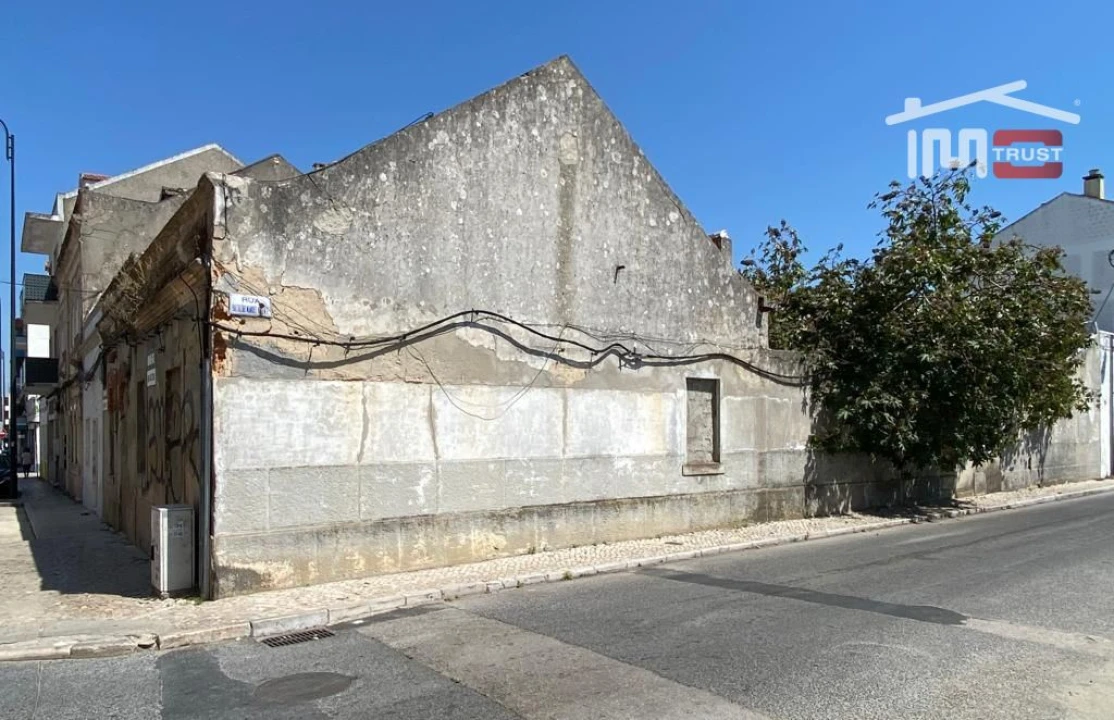 Moradia T5 para Venda em Montijo e Afonsoeiro Foto 4