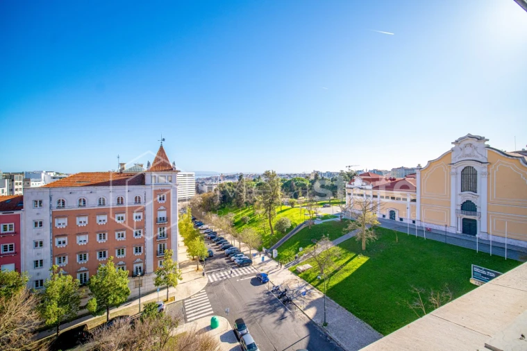 Escritório para Arrendamento em Avenidas Novas Foto 38