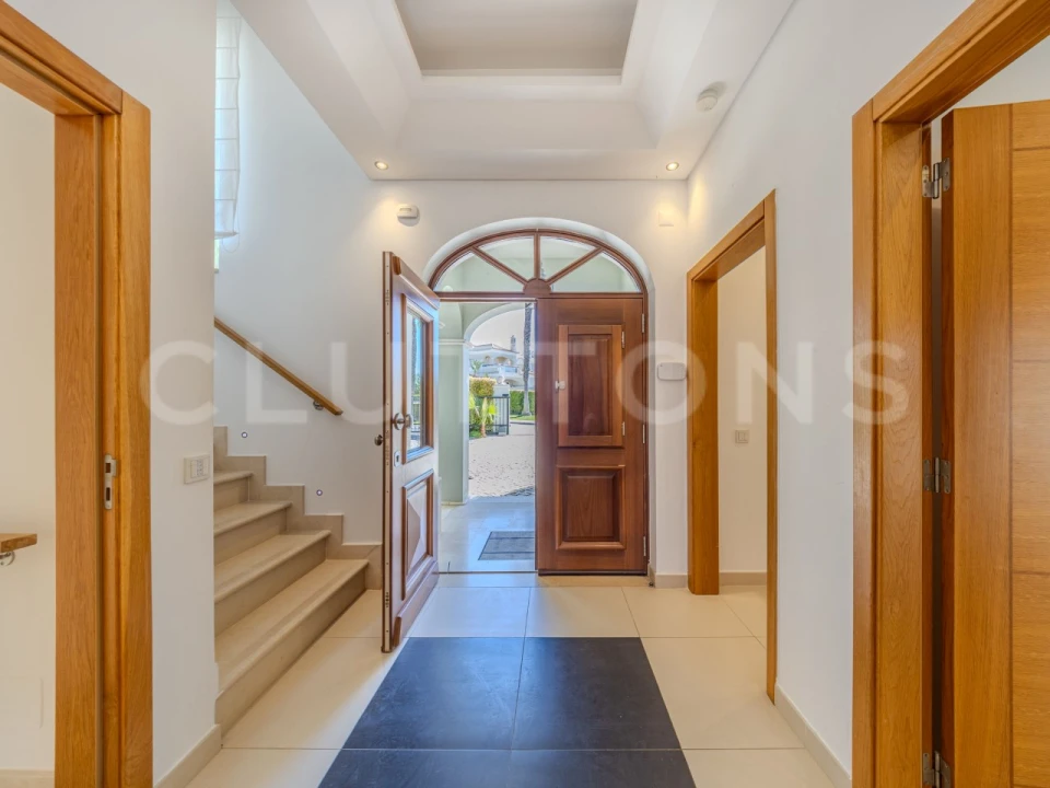 Moradia T4 para Venda em Almancil Foto 30