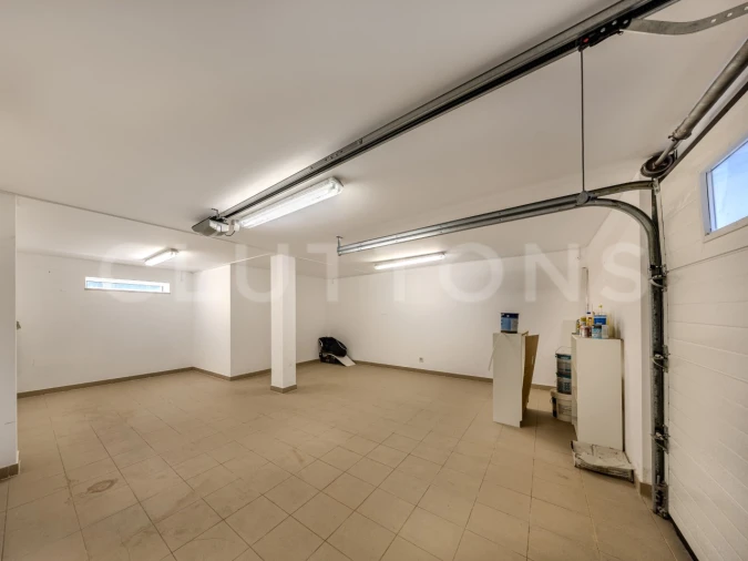 Moradia T4 para Venda em Almancil Foto 14