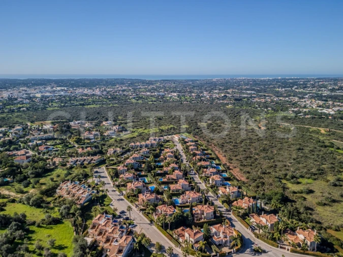 Moradia T4 para Venda em Almancil Foto 36