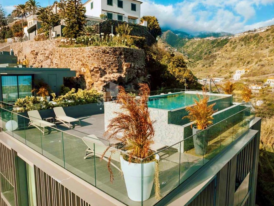 Apartamento T1 para Arrendamento em Estreito da Calheta Foto 4