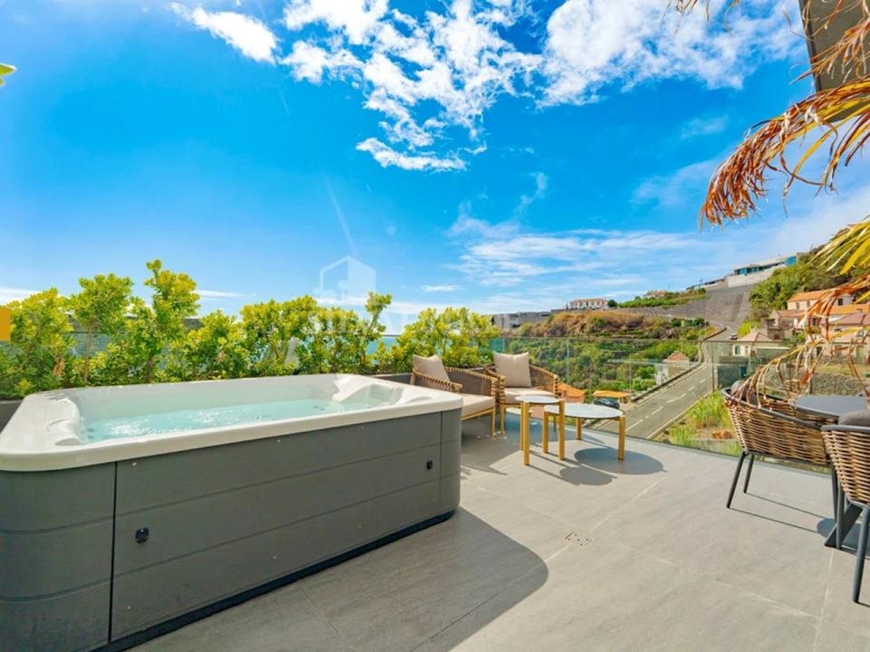 Apartamento T1 para Arrendamento em Estreito da Calheta Foto 8