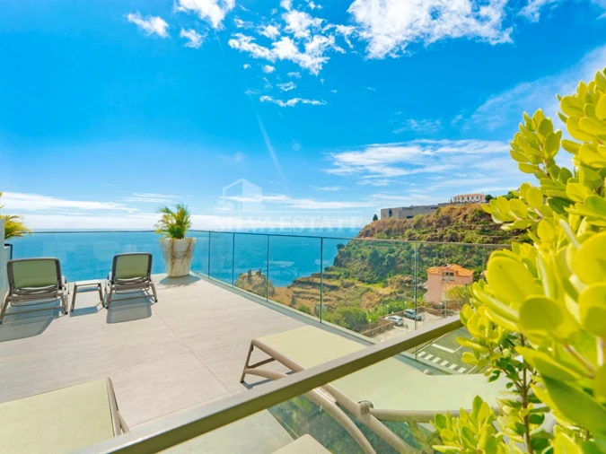 Apartamento T1 para Arrendamento em Estreito da Calheta Foto 7