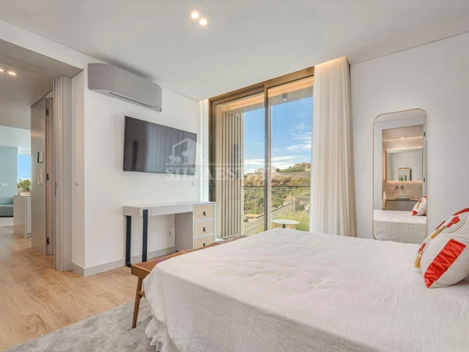 Apartamento T1 para Arrendamento em Estreito da Calheta Foto 13