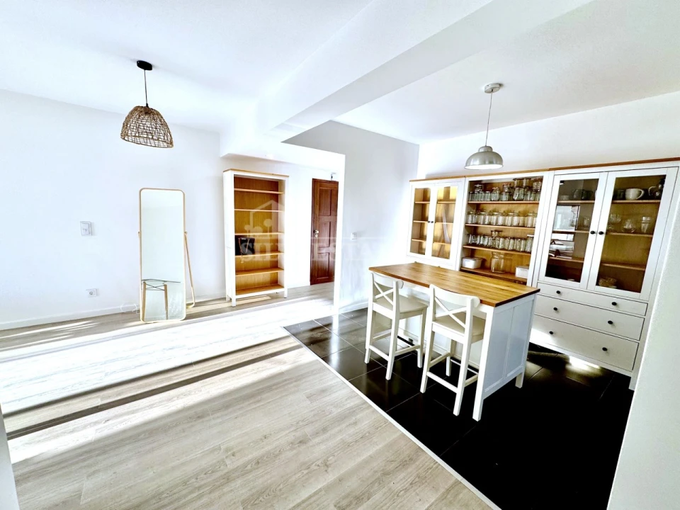 Apartamento T3 para Arrendamento em Funchal (Santa Luzia) Foto 5