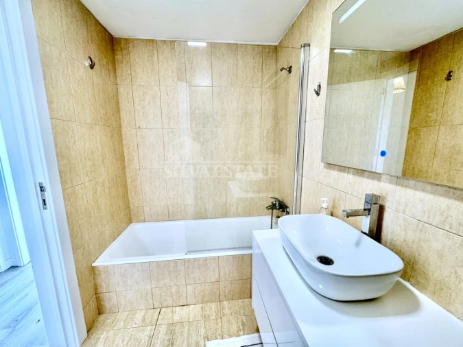 Apartamento T3 para Arrendamento em Funchal (Santa Luzia) Foto 17