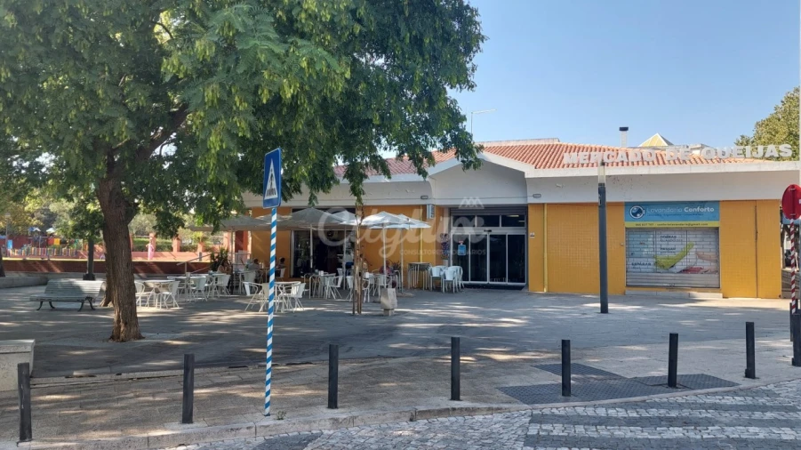 Apartamento T2 para Venda em Carnaxide e Queijas Foto 25