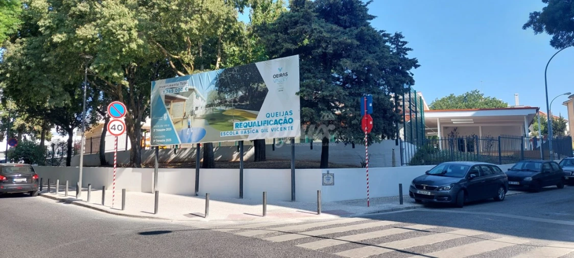 Apartamento T2 para Venda em Carnaxide e Queijas Foto 29