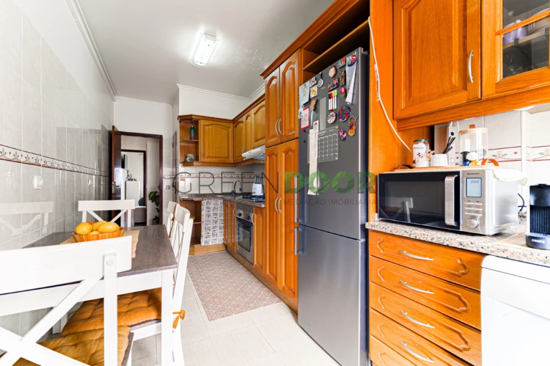 Apartamento T2 para Venda em Amora Foto 7