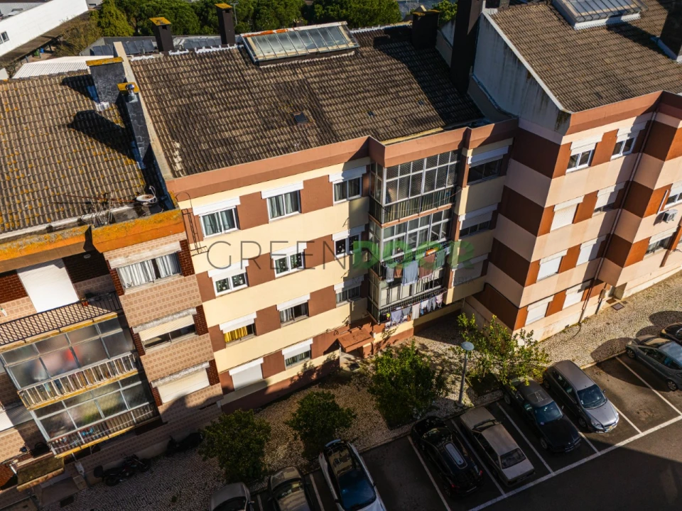 Apartamento T2 para Venda em Amora Foto 24