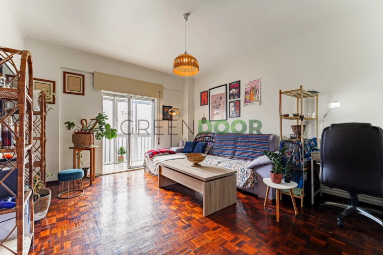 Apartamento T2 para Venda em Amora Foto 1