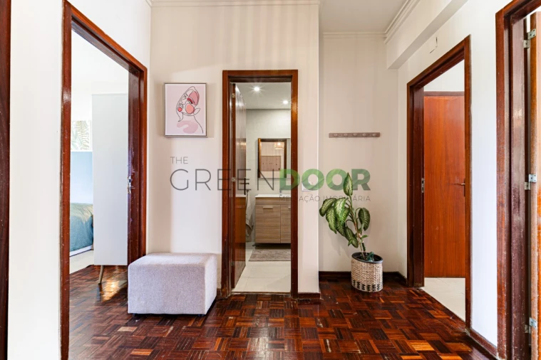 Apartamento T2 para Venda em Amora Foto 12