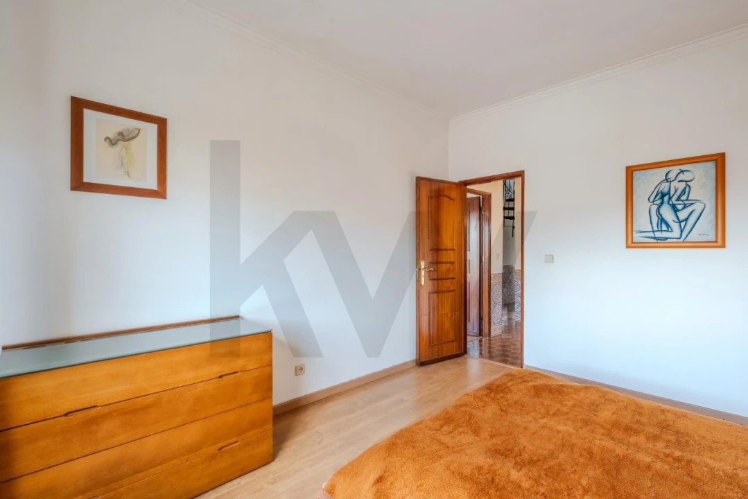 Apartamento T2 para Venda em Queluz e Belas Foto 24