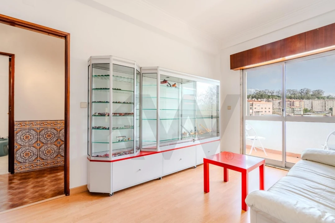 Apartamento T2 para Venda em Queluz e Belas Foto 27