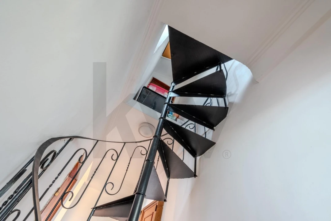 Apartamento T2 para Venda em Queluz e Belas Foto 37